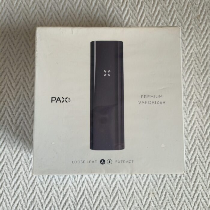 PAX 3 Premium Vaporiser - brand new in box sealed - BLACK
